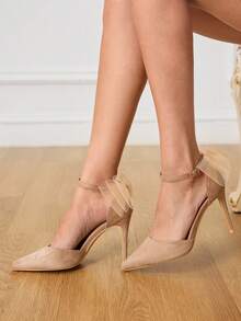 CUCCOO HITCHD Sepatu Hak Tinggi Elegan Wanita dengan Desain Gesper Ujung Lancip dan Hiasan Pita Jala - Khaki - View 7