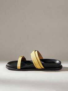 Solecia Women's Fashion Black Comfortable Flat Beach Sandals - Yellow - View 3