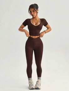 Dewbera 1 Set Coffee Brown Seamless Women's Short Sleeve Sports Set,Backless Contrast Waist Design,Summer Athleisure Gym Yoga Workout Legging Two Piece Set - Coffee Brown - View 5