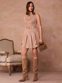 Enchnt 优雅纯色无袖褶裥下摆中长连衣裙 - 卡其色 - 查看 3