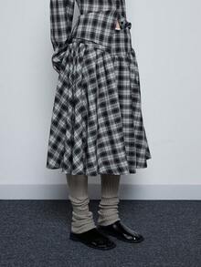 COUREZ Low Rise Midi Check Skirt With Ruffle Detail /Y2K Winter Clothes For Women Casual Skirt Workwear For Women Going Out Skirt Tops Party New Years Check Co-Ord