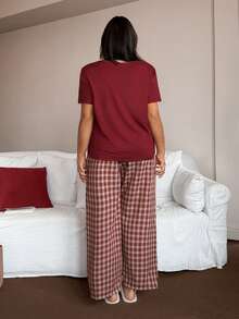 SHEIN Plus Size Women Casual Cute Colorblock Homewear 2 Piece Set - Burgundy - View 3