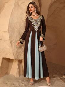 Al Najma Vestido largo de línea A con cintura ceñida, manga larga, cuello con parches de tejido de punto, chifón y cuentas, elegante, adecuado para primavera y otoño - Multicolor - Ver 6