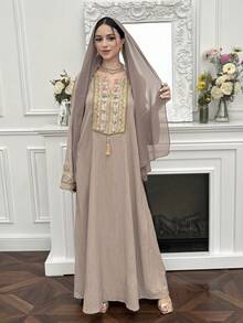 Women's Elegant Floral Embroidered Arabic Style Dress - Khaki - View 3