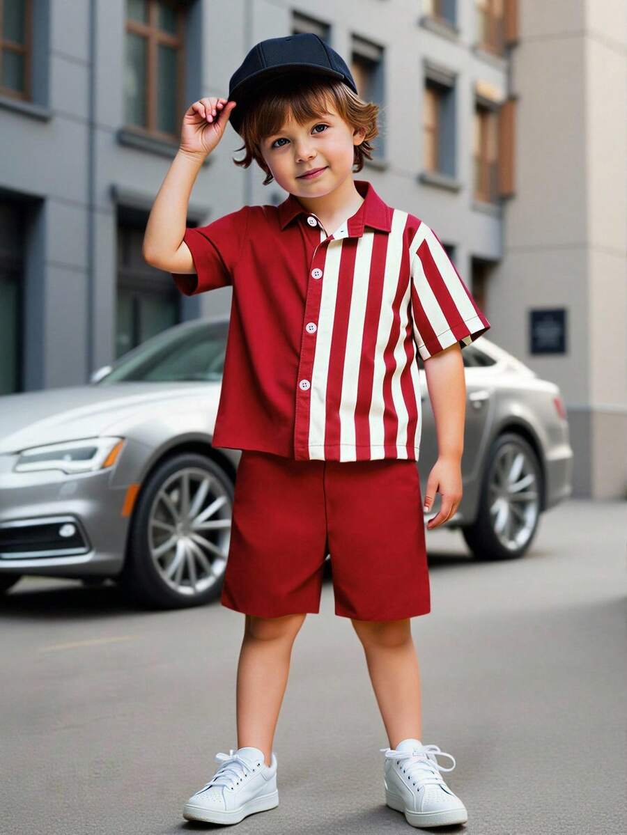 SHEIN Genkimix Kids 2件套男童条纹前开襟休闲短袖衬衫，夏季 - 酒紅色 - 查看 1