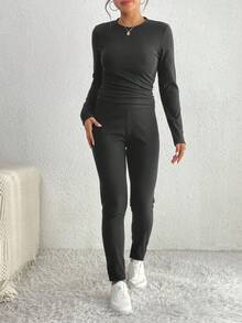 SHEIN Unity 2件組女款深灰色加厚保暖內層套裝，冬季休閒居家舒適套裝，純色內搭褲與運動束口長褲 - 灰色 - 查看 6