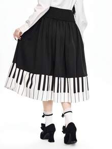 ROMWE Goth 哥特娃娃钢琴键图案A字裙（女款）