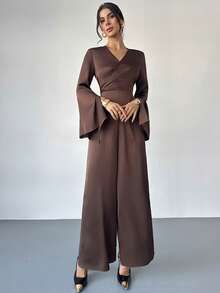 Firerie Damen eleganter Party Cocktail Hochzeitsgast Jumpsuit mit Langarm, brauner Satin Crêpe Jumpsuit mit weiten Ärmeln und Wickeltaille, neues Kleid für Herbst/Winter/Frühling - Braun - Übersicht 1