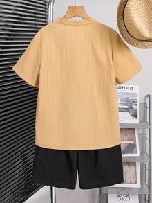 SHEIN 2件套儿童/青少年男童休闲日常舒适立领半拉链套头短袖宽松衬衫和梭织短裤套装 - 彩色 - 查看 2