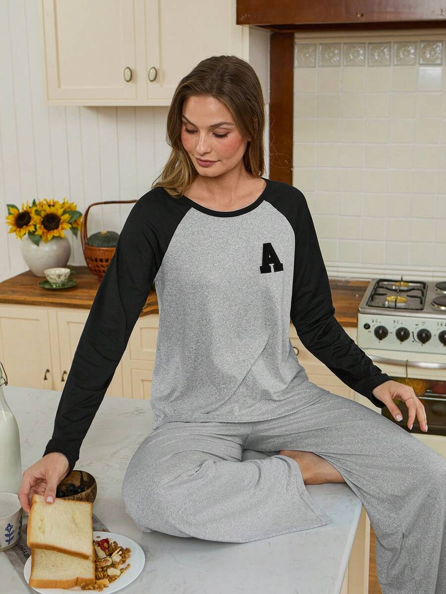 SHEIN Doze Lane Bộ đồ ngủ nữ kiểu dáng thường ngày, phối màu tương phản, tay raglan, có miếng vá ngực, gồm áo dài tay và quần dài, thích hợp cho mùa đông. - Nhiều màu - Xem 1