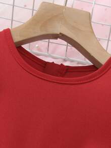 1pc Young Girl Deep Red Short Sleeve Round Neck Cake Dress,3D Ruffle & Pearl Decor,Summer Satin Party Dress,Flattering Silhouette For Celebration - Red - View 8