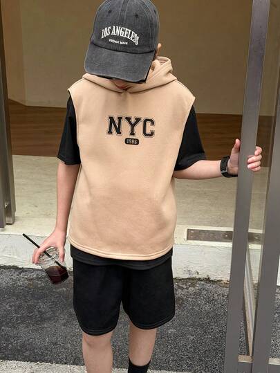 SHEIN 2pcs Set Tween Boys' Casual Korean Style Letter & Graphic Print Hooded Short Sleeve Sweatshirt & Solid Color Shorts, Knitted 2 Pieces Outfit Boys Korean Fashion Oversized Boys Outfits Boy Sleeveless Shirt Tan Boy Outfit