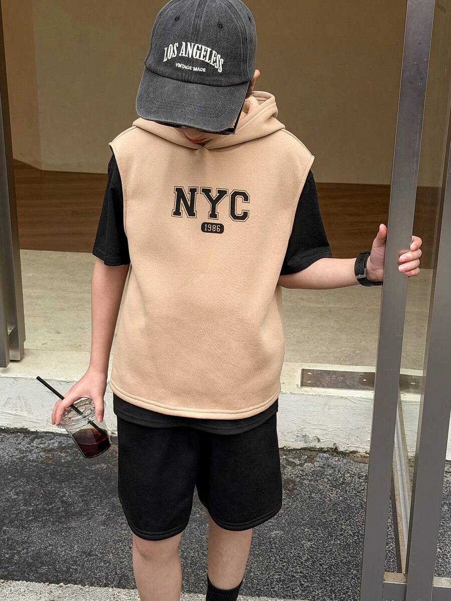 SHEIN 两件套男童休闲韩版字母印花连帽短袖卫衣和纯色短裤，针织两件套 - 彩色 - 查看 1