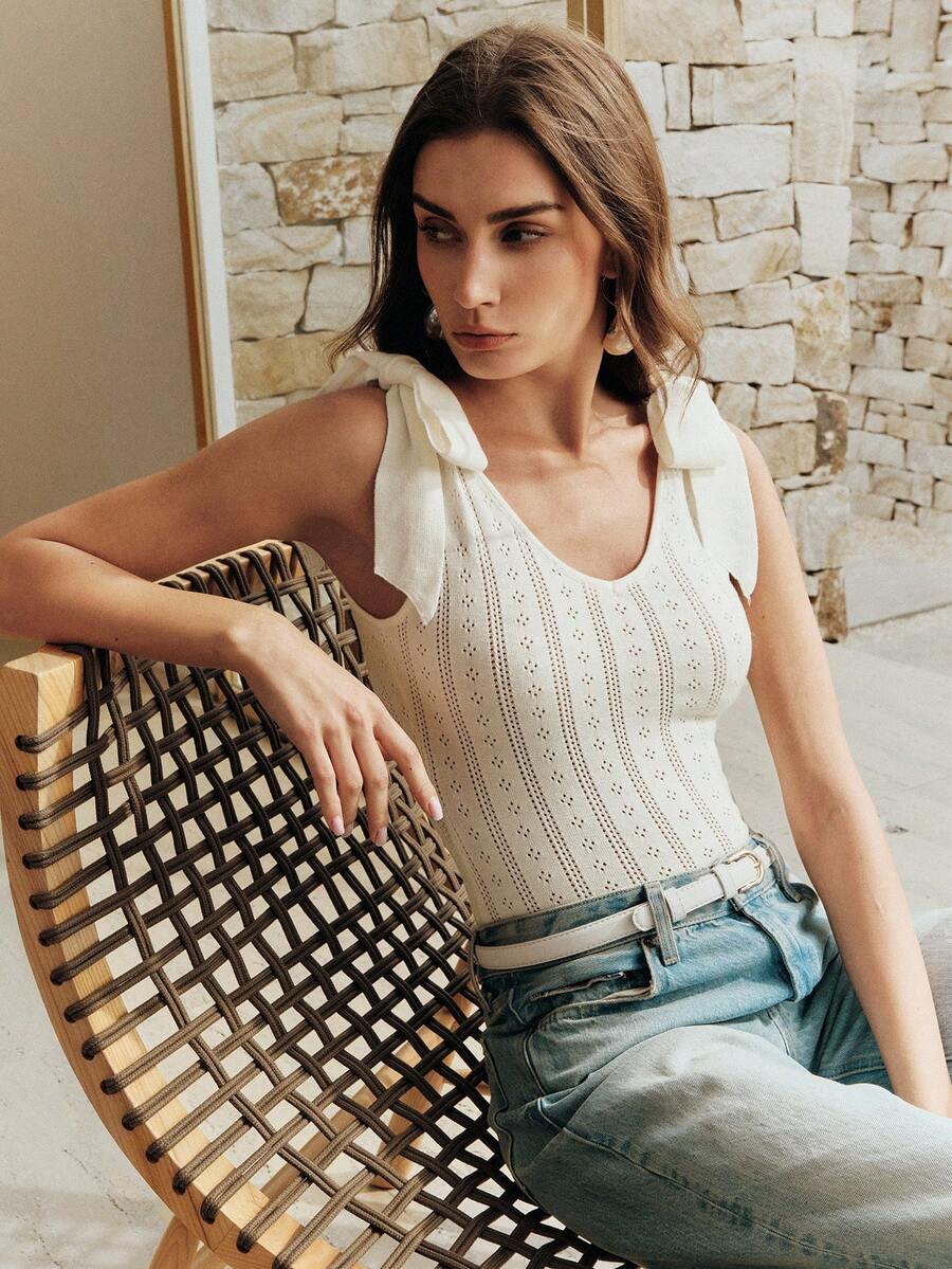 Anewsta Women's Cutout Twist Back Fitted Tank Top - White - View 1