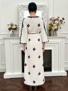 Al Najma 女士优雅几何印花阿拉伯风格连衣裙 - 黑與白 - 查看 3