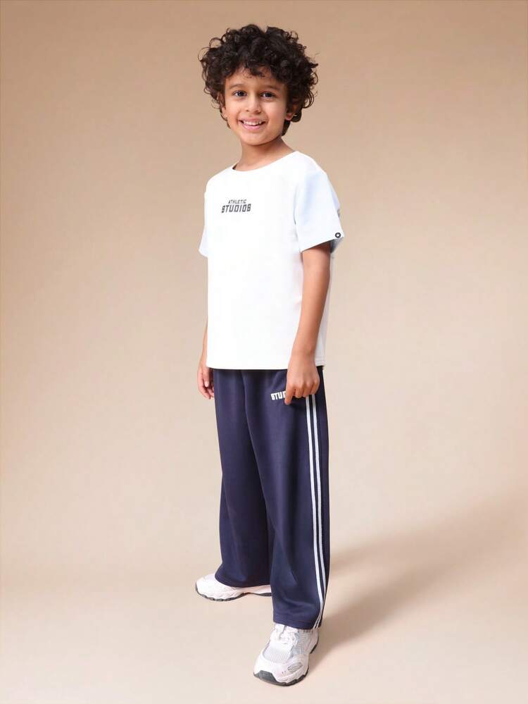 Set di maglietta e pantaloni da tuta Athletic Studios