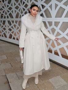 Durrani Popal Women's Overcoat With Faux Fur Collar And Double-Breasted Button Closure