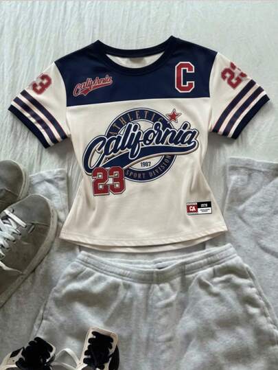 SHEIN Teen Girls Casual Minimalist Tight Crew Neck Short Sleeve High Waist Cropped California Slogan Colorblock Regular T-Shirt, Suitable For Spring/Summer. Casual Retro Alphanumeric Prints, Relaxed And Comfortable, Everyday Casual Wear, Cool Summer Collection, Summer Kids' Essentials, Back-To-School Pieces, Summer Girls' Sets, Children's Fashion, Basic Styles, Spring/Summer Korean-Inspired Looks, Everyday Kids' Fashion, Complete Outfits.Fast Delivery, Glowmood ,New In All, Search ,Polka Dot Print