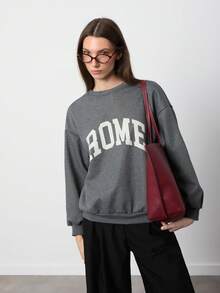 SURIMA Casual Grey Minimalist Printed Pattern Crew Neck Loose Fit Thermal Lined Thick Sweatshirt For Women - Dark Grey - View 3