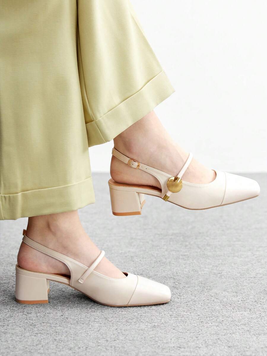 CUCCOO BIZCHIC Women's Classic Low Heel Slip-On Flats, Black Valentine's Day