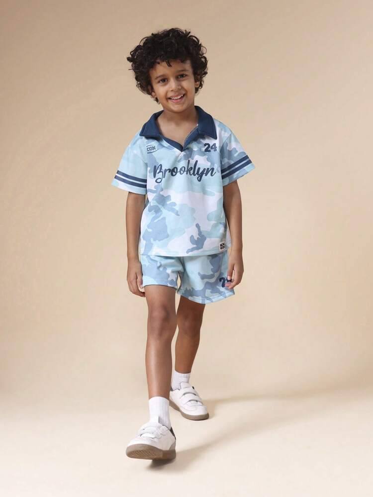 Polo- und Shorts-Set im Camouflage-Look mit Brooklyn-Schriftzug