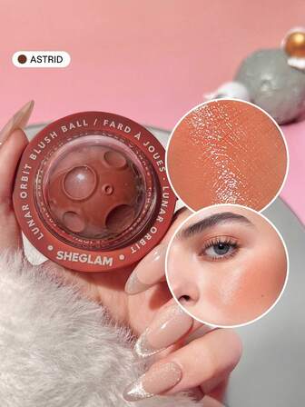 Blush Lunar Orbit Ball-Astrid CrèMe Blush CrèMe Non DéColorant Multi-Usage Forme De Vaisseau Spatial Pigment Naturel Non Gras Maquillage Pour Le Visage Estompable Rare,Rouge Marque Beauté Visage Maquillage CosméTique Pour Femmes Filles Parfait Pour Hiver IdéAl Pour Y2K ÉLéGant Mode Adapté Pour Anniversaire Xmas Cadeau FêTe PrêT Meilleure Couleur