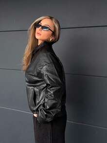 Jeta Ari Drop Shoulder Zip Up PU Cropped Leather Jacket In Fall/Winter - Black - View 4