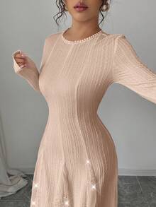 Modelyn 亮片拼接喇叭下摆修身连衣裙 - 粉色 - 查看 4