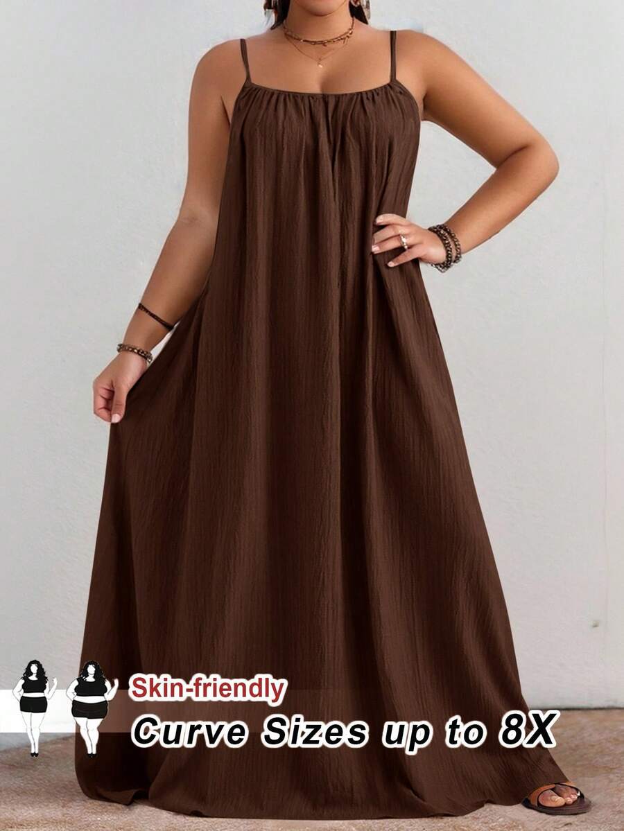 SHEIN CURVE+ 大码曲线/秋季服装/女士秋季服装/女士冬季服装/冬季服装大码纯色褶皱细节休闲吊带连衣裙，适合生日派对、毕业典礼、学生装、日常休闲、度假等场合。 - 棕色 - 查看 1