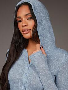 Athîral Women's Casual Long-Sleeved Single-Breasted Hooded Knit Top And Shorts Two-Piece Set In Blue, Hooded Cropped Top,Folded-Over Waist Shorts,Fitted Silhouette,Soft Woven Fabric,Blue Suit,Summer Holiday Outfits,Spring Outfit Women,Going Out Set,Casual Set - Blue - View 6