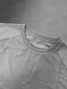 STYNVO 男士休闲纯色短袖T恤，夏季短款T恤，男士短款T恤，宽松短款T恤，男士短款T恤 - 灰色 - 查看 4