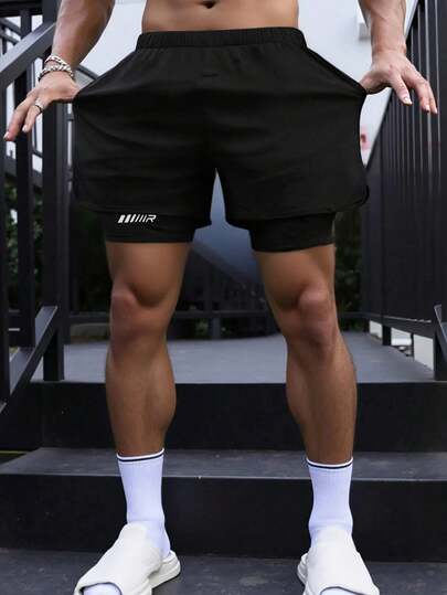 SHEIN Tonårspojkars minimalistiska kontrasterande bokstäver med grafik i lager, avslappnad sportig bekväm mångsidig mjuk tyg lämplig för vardagsbruk, skola, utflykter, utomhusaktiviteter, simning, strandfester, vår/sommar