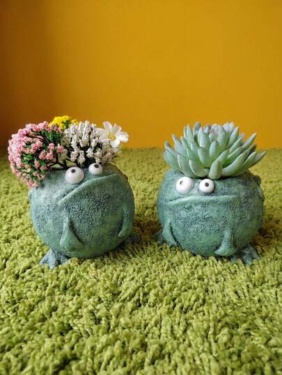 Joivida 1 PC Antique Style Frog Resin Flower Pot Outdoor Garden Decor With Funny Face Design Creative Planter For Patio Yard Decoration Vintage Ornament