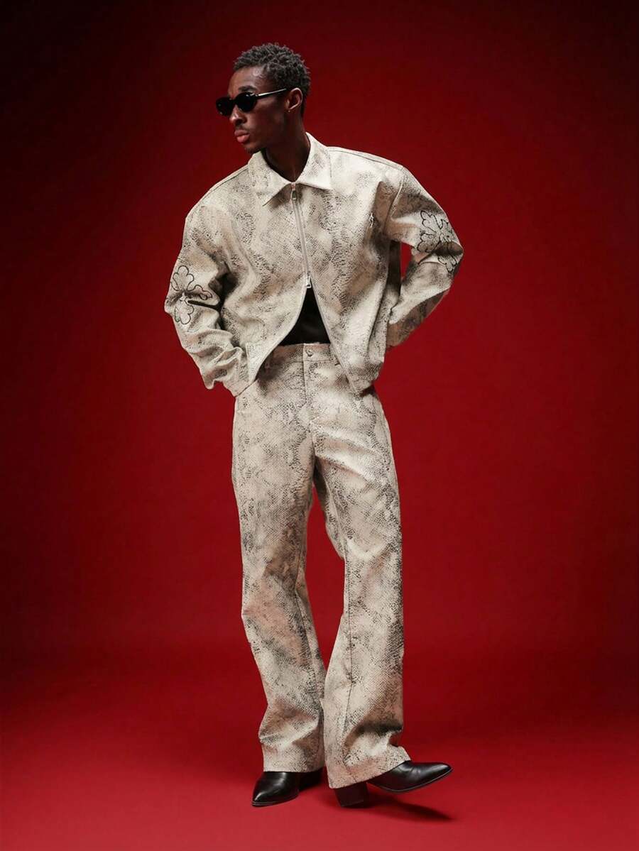 SUMWON Men Snake Print Baggy Pants Relaxed Fit Wide Leg Trousers Animal Print Streetwear Casual Bottoms Fashion - White - View 1