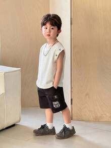 SHEIN 男童纹理圆领纽扣装饰休闲背心 - 白色 - 查看 8