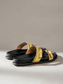 Solecia Women's Fashion Black Comfortable Flat Beach Sandals - Yellow - View 4