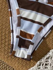 Bonvoyette Swim Vcay 优雅女士 2026 多色波点沙滩泳衣,清新撞色动物纹印花,超柔软塑形弹力罗纹针织挂脖三角比基尼套装,可调节系带挂脖比基尼上衣(带可拆卸胸垫),Y2K 美学高衩性感比基尼下装(撞色条纹图案)。 - 彩色 - 查看 8