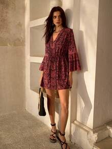 MOTF PREMIUM V-NECK FLORAL FLARE SLEEVE ROMANTIC LIGHTWEIGHT CHIFFON BOHO COVER UP - Multicolor - View 4