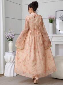 Al Najma 优雅立领系带喇叭袖连衣裙，春夏款 - 彩色 - 查看 2