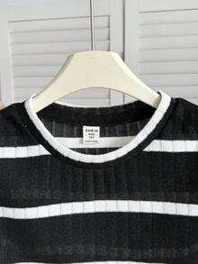 SHEIN Tween Girl Casual Wide Stripe Cropped Round Neck Short Sleeve T-Shirt - Black - View 4