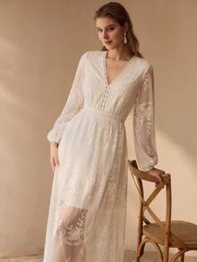 MOTF PREMIUM VESTIDO DE MUJER CON DOBLADILLO BORDADO CON FLORES Y ABERTURA - Blanco - Ver 6