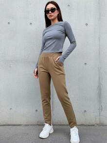 Pantalón semi-entubado para mujer, clásico, casual y elegante, tela de algodón y poliéster, apto para cualquier temporada. Colores lisos sin estampados. Ajuste de cintura natural con resorte ligero, bolsillos funcionales. Fresco, ligero y cómodo. - Beis - Ver 5