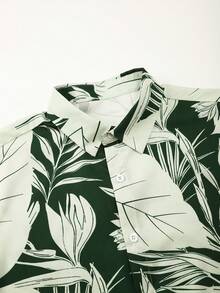 Manfinity EZcore Plus Size Men's Simple Print Short Sleeve Top And Solid Color Shorts Beach Outfit - Multicolor - View 5