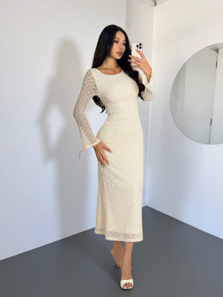 SHEIN PETITE Đầm nữ mùa thu thanh lịch tay loe màu trơn cổ tròn tay dài dáng ôm đuôi cá màu trắng thanh lịch đầm ren móc tay dài đầm maxi màu kem đầm tay dài thanh lịch