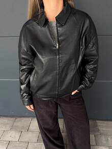 Jeta Ari Drop Shoulder Zip Up PU Cropped Leather Jacket In Fall/Winter - Black - View 3