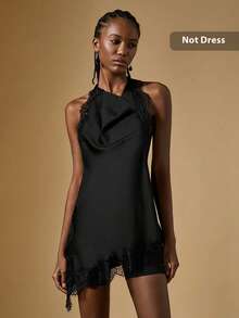 Briarwyn Débardeur femme minimaliste sexy en satin de couleur unie avec contraste de dentelle au dos, col ras-du-cou, Noir, Hauts sexy pour femmes, Costume d'Halloween, Fête - Noir - Voir 2