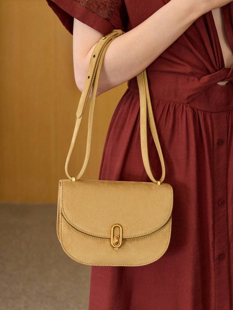 BOLSO CON SOLAPA DE MODA SENCILLA PARA MUJER