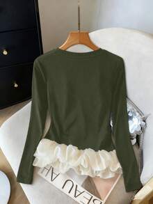 GlowEve Camiseta casual de mujer con cuello redondo elástico, manga raglán y bajo asimétrico con volantes en bloque de color para otoño/invierno - Multicolor - Ver 2