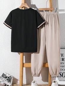 SHEIN 2件套儿童/青少年男童休闲日常舒适印花宽松圆领针织T恤和休闲短裤套装 - 彩色 - 查看 2