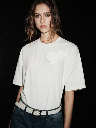 Lumivelle Spring/Summer New 3D Floral Knit Solid Color Loose Fit Round Neck Short Sleeve Casual Elegant Romantic T-Shirt For Women